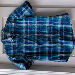 Men's Sonoma short sleeved button down shirt - size medium